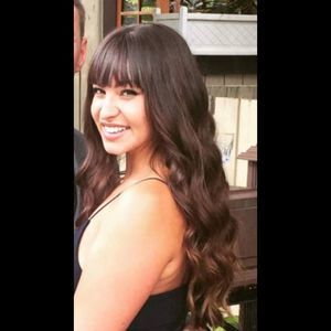 Meet your Posher, Laura